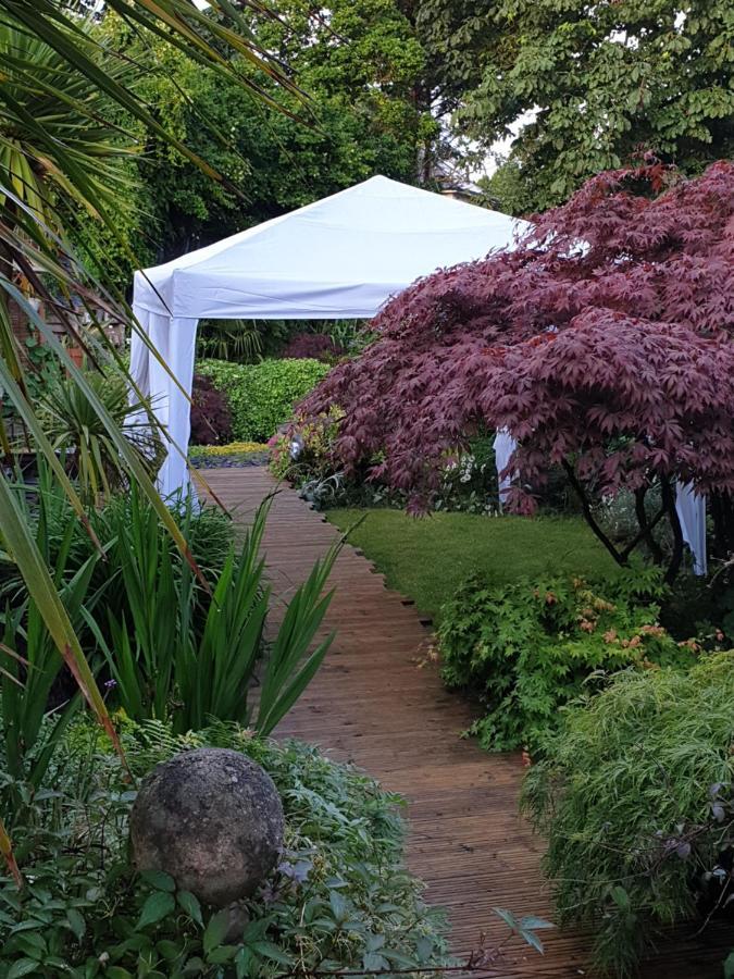Tropical Garden Oasis Rooms Birmingham Eksteriør bilde